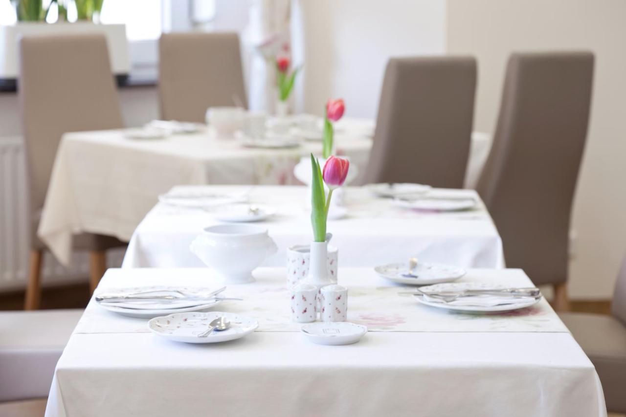 Hotel Engelbert 이제를론 외부 사진